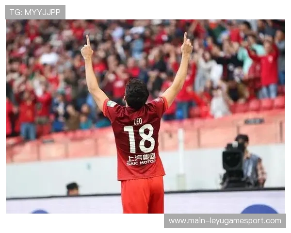 上港球迷期待奇塔迪尼加盟,助力争冠 上港球迷期待奇塔迪尼加盟,助力争冠